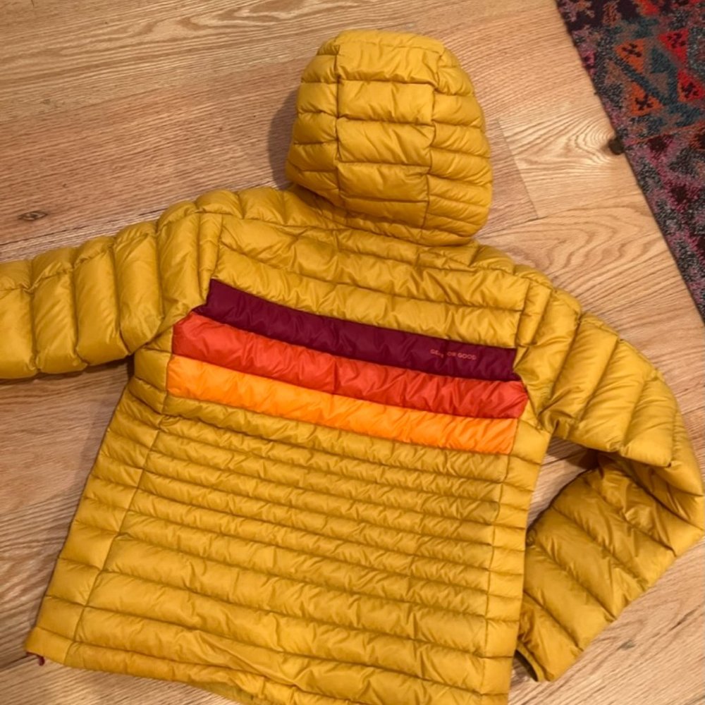 Cotopaxi women's Fuego down hooded jacket - Picture 6 of 6